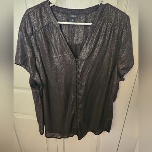 Torrid short sleeve shirt